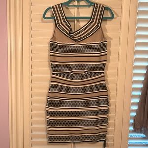 Arched ottoman stripped bodycon dress